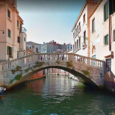 Ca' Dei Nomboli Canal View Veneţia Exterior foto